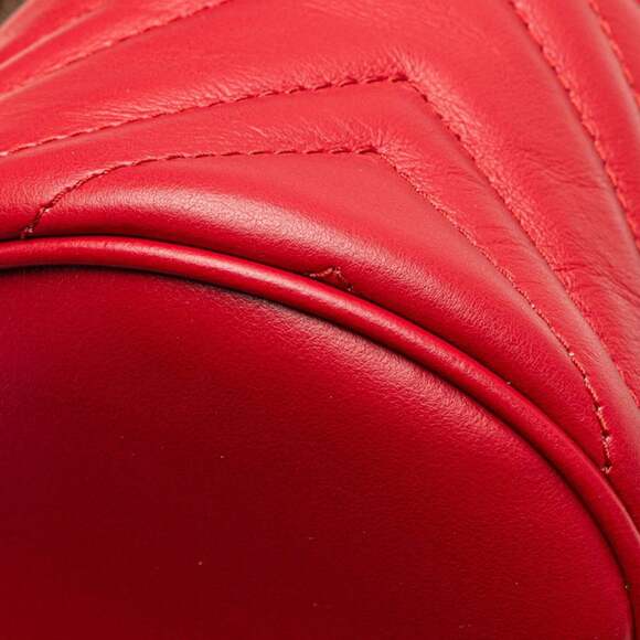 GUCCI Red Leather GG Marmont Vanity Bag - Picture 4 of 11